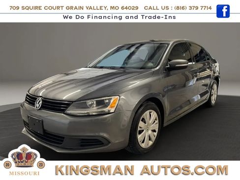 Used 2012 Volkswagen Jetta SE FWD image 8