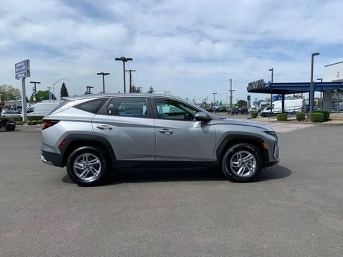 New 2026 Hyundai Tucson SE AWD/4WD image 7