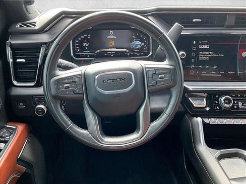 Used 2024 GMC Sierra 3500 Denali Ultimate image 7