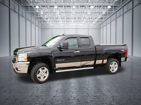 Used 2012 Chevrolet Silverado 2500 LTZ w/ LTZ Plus Package AWD/4WD image 13