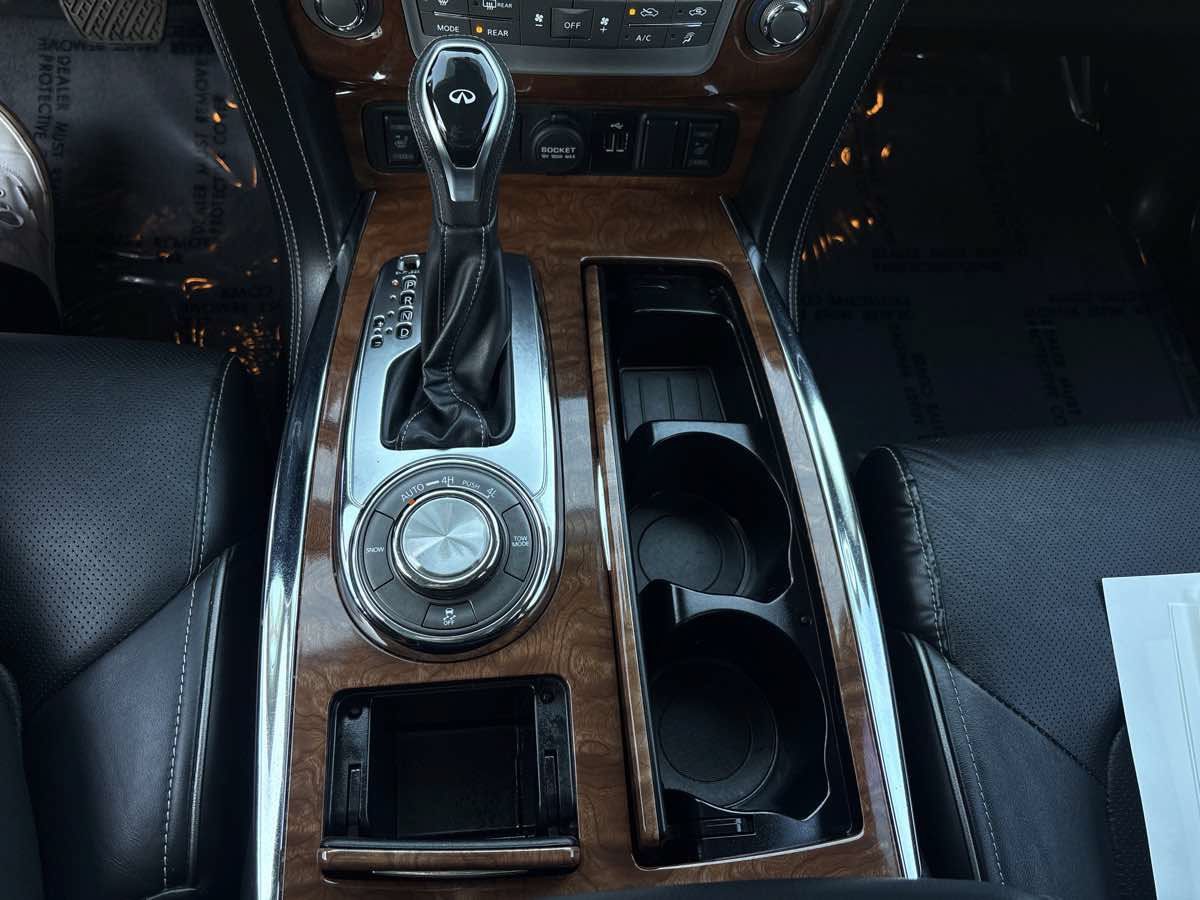 Used 2019 INFINITI QX80 Luxe AWD/4WD image 30