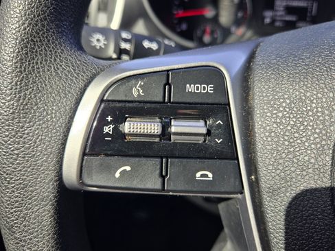 Certified 2019 Kia Sorento LX image 23