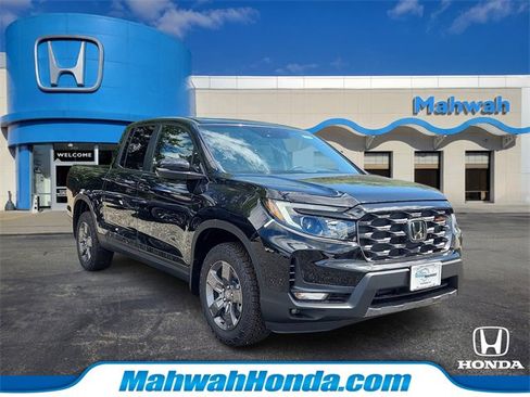 New 2025 Honda Ridgeline TrailSport image 2