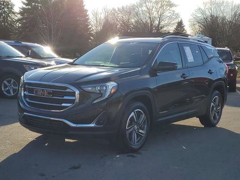 Used 2019 GMC Terrain SLT w/ Preferred Package image 2