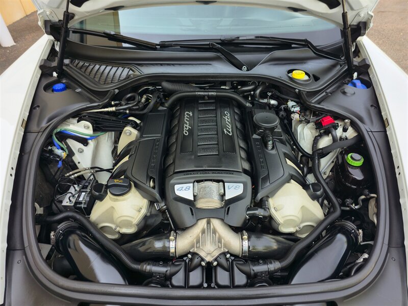 Used 2014 Porsche Panamera AWD/4WD image 34