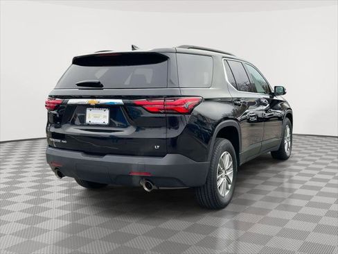 Used 2023 Chevrolet Traverse LT image 4