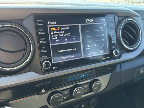 Used 2023 Toyota Tacoma TRD Sport image 25