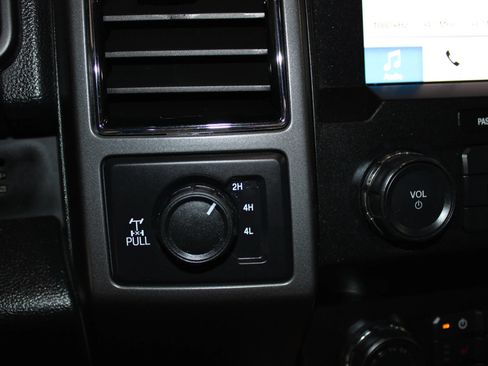Used 2019 Ford F150 XLT w/ Equipment Group 302A Luxury AWD/4WD image 20