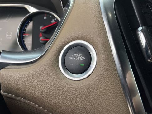 Certified 2023 Chevrolet Traverse Premier image 34