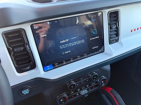 New 2025 Ford Bronco Heritage Edition image 14