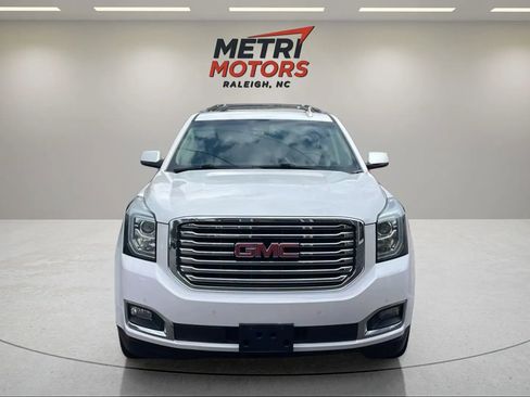 Used 2018 GMC Yukon SLT w/ Premium Edition image 3