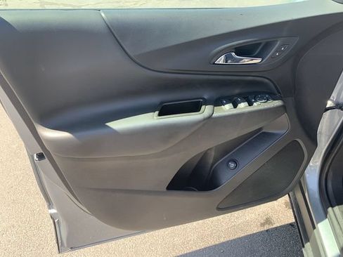 Certified 2024 Chevrolet Equinox LT FWD image 21