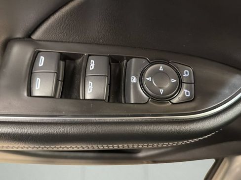 Used 2023 Buick Envision Preferred w/ Sport Touring Package AWD/4WD image 15