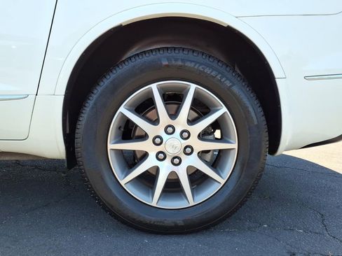 Used 2014 Buick Enclave Leather w/ Trailering Provision Package FWD image 23