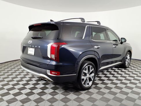 Certified 2022 Hyundai Palisade SEL w/ 8P Bench Seat Package FWD image 4