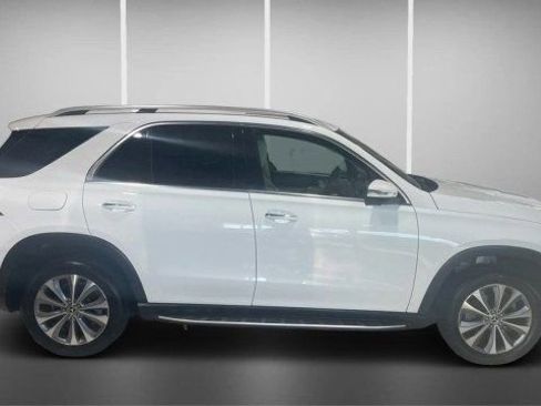 Used 2020 Mercedes-Benz GLE 350 w/ Premium Package image 4