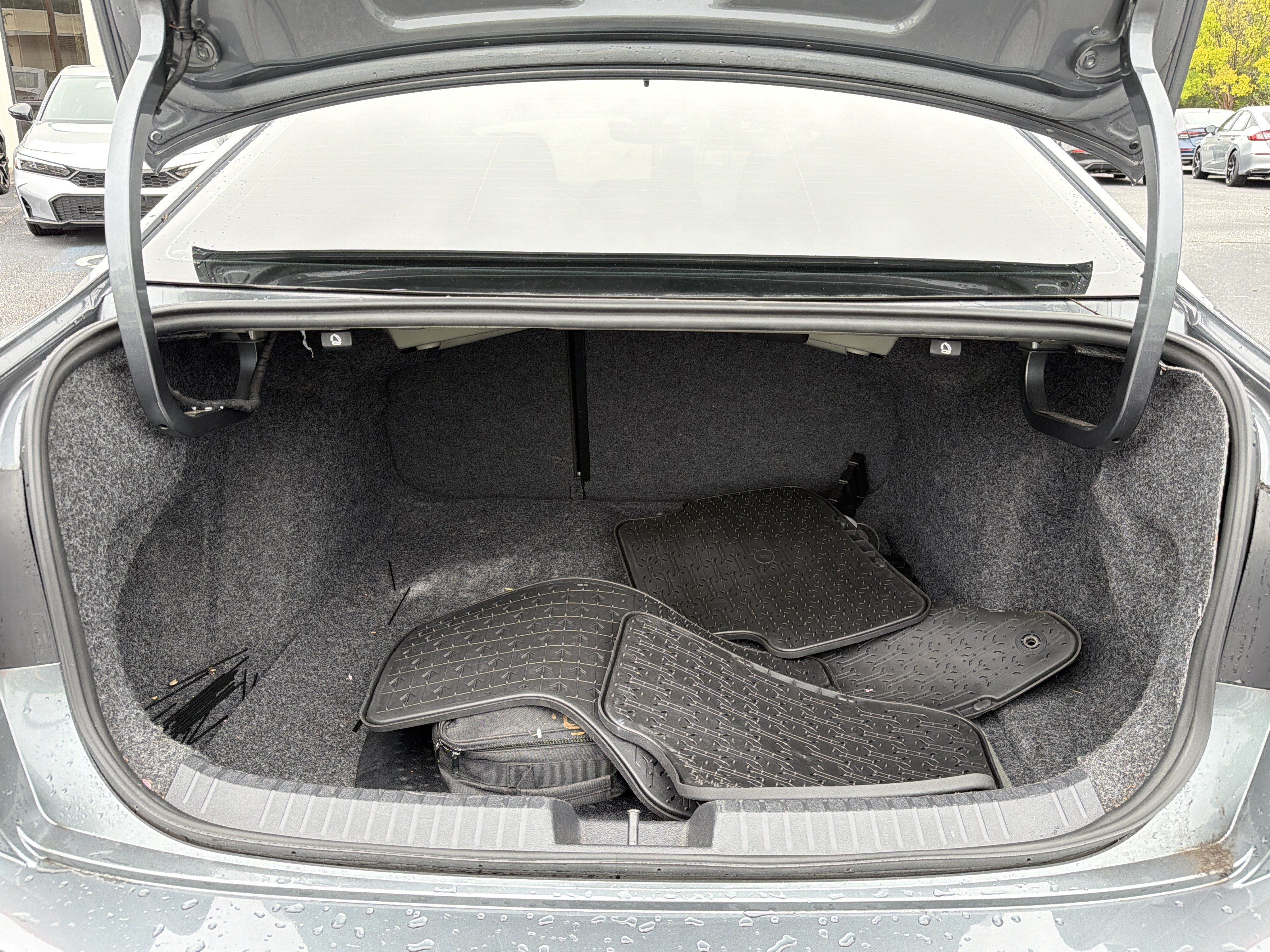 Used 2023 Volkswagen Jetta SE FWD image 26