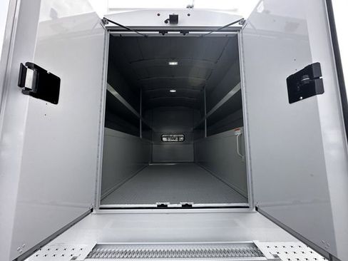New 2026 Ford F550 4x4 Crew Cab image 48