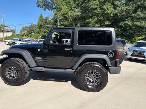 Used 2012 Jeep Wrangler Sport AWD/4WD image 13
