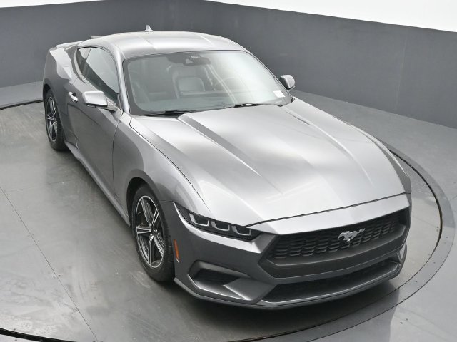 Used 2024 Ford Mustang Premium RWD image 39