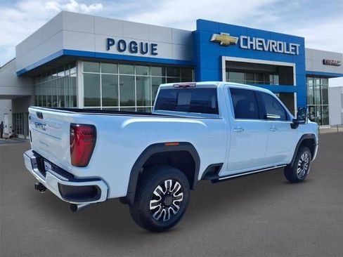New 2026 GMC Sierra 2500 Denali Ultimate AWD/4WD image 2
