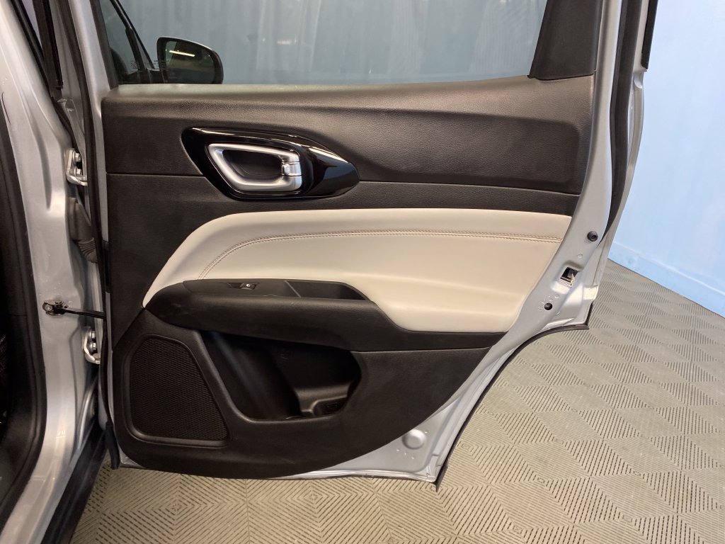 Certified 2025 Jeep Compass Limited AWD/4WD image 41
