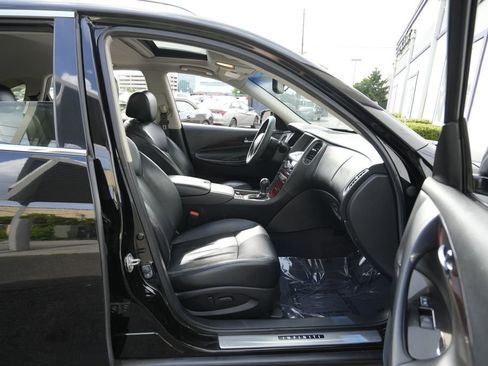 Used 2016 INFINITI QX50 AWD w/ Premium Plus Package image 30