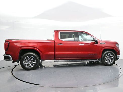 Used 2023 GMC Sierra 1500 SLT w/ SLT Convenience Package AWD/4WD image 8