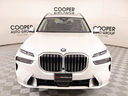 Used 2023 BMW X7 xDrive40i w/ Premium Package image 10