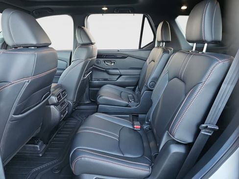 Used 2024 Honda Pilot TrailSport image 20