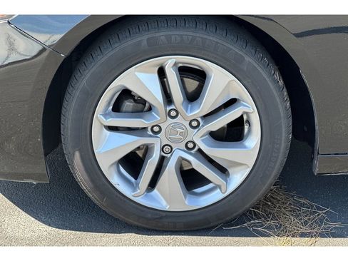 Certified 2020 Honda Accord LX image 10
