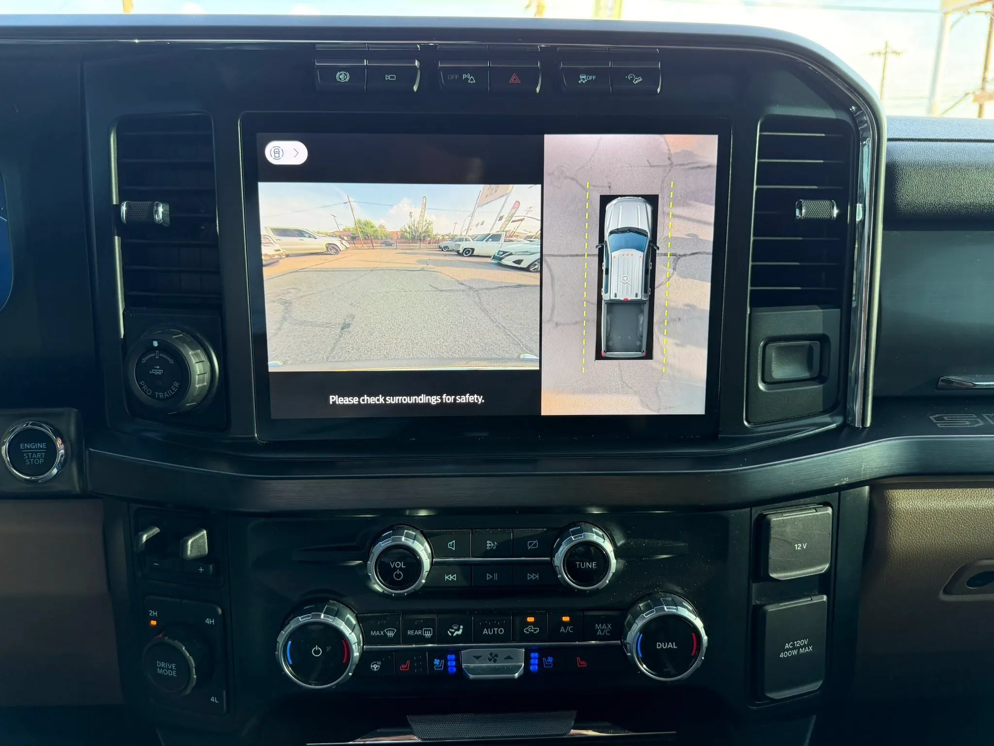 Used 2023 Ford F350 Lariat w/ Lariat Ultimate Package AWD/4WD image 17