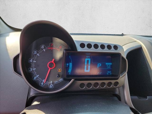 Used 2015 Chevrolet Sonic LT FWD image 16