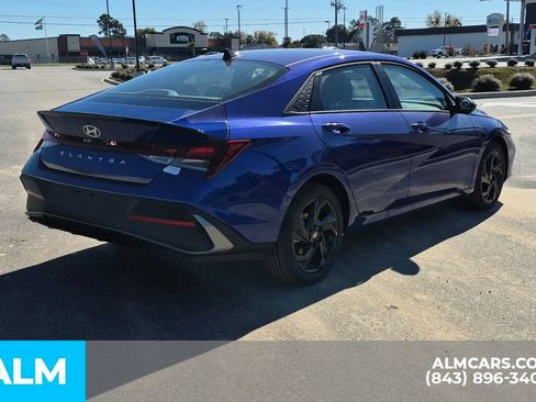 Certified 2026 Hyundai Elantra Sport FWD image 5