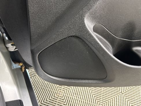 Used 2018 Chevrolet Malibu LT image 23