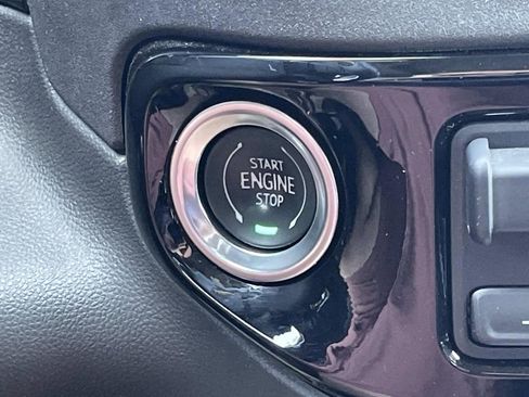 Used 2022 Chevrolet Silverado 1500 LT Trail Boss w/ LT Trail Boss Premium Package image 27