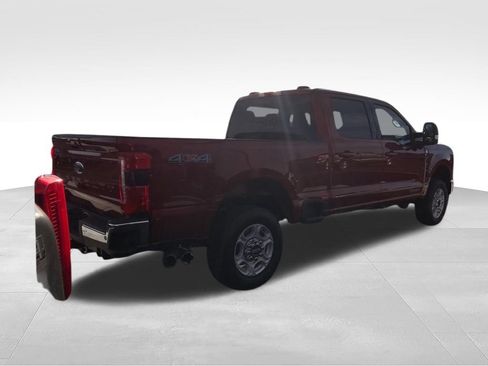 New 2026 Ford F250 XLT w/ XLT Premium Package AWD/4WD image 8