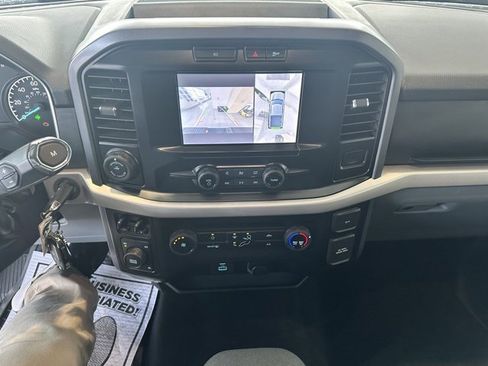 Used 2023 Ford F150 XLT w/ Trailer Tow Package image 11