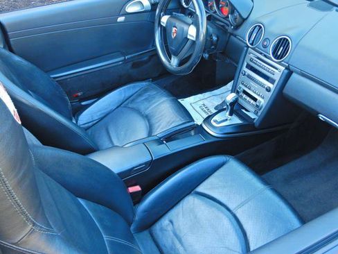 Used 2005 Porsche Boxster image 25