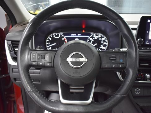 Certified 2023 Nissan Rogue SV w/ SV Premium Package AWD/4WD image 27
