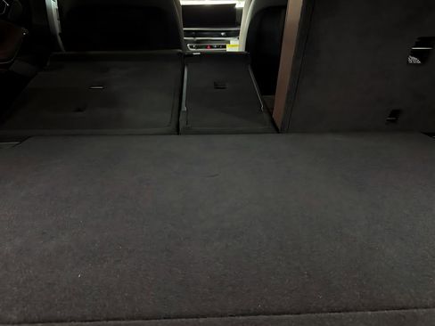 Used 2026 BMW X5 xDrive50e w/ M Sport Package image 29