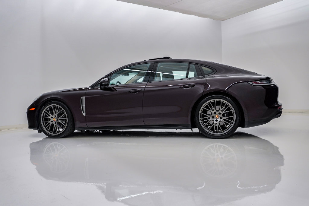 Certified 2023 Porsche Panamera 4 Platinum Edition AWD/4WD image 2