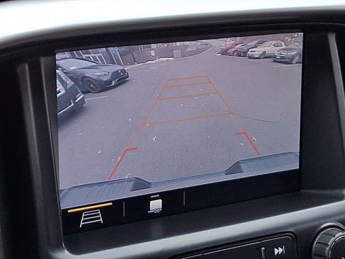 Used 2020 Chevrolet Colorado LT w/ LT Convenience Package image 18