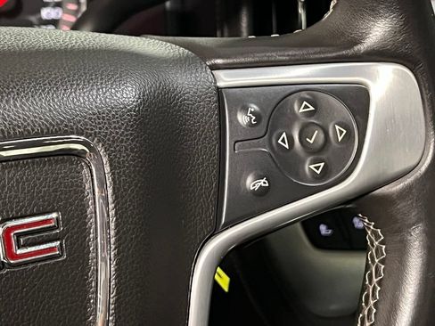 Used 2014 GMC Sierra 1500 SLT w/ SLT Crew Cab Value Package AWD/4WD image 31