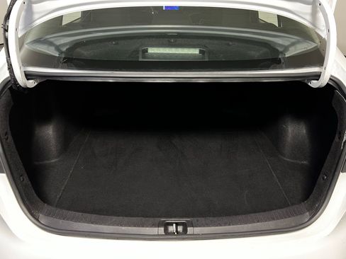 Used 2024 Toyota Corolla LE FWD image 22