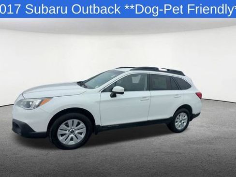 Used 2017 Subaru Outback 2.5i Premium image 4