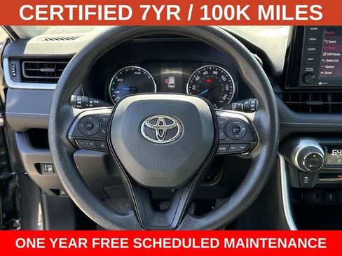 Used 2021 Toyota RAV4 XLE AWD/4WD image 18