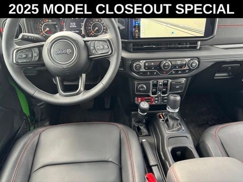 New 2025 Jeep Gladiator Rubicon AWD/4WD image 18