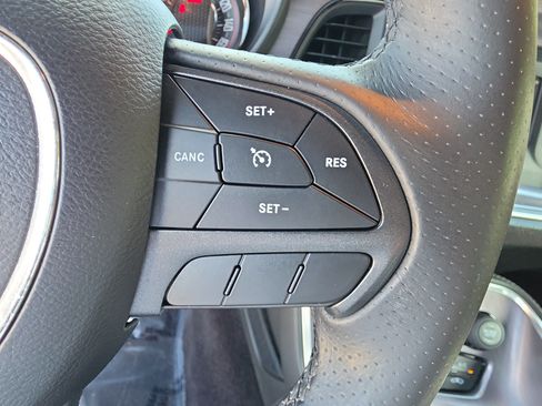 Used 2017 Dodge Challenger R/T w/ Blacktop Package RWD image 11