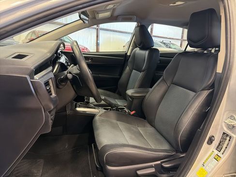 Used 2016 Toyota Corolla S image 21